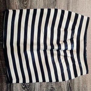 Banana Republic Striped Pencil skirt